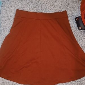 Old navy Maroon skirt